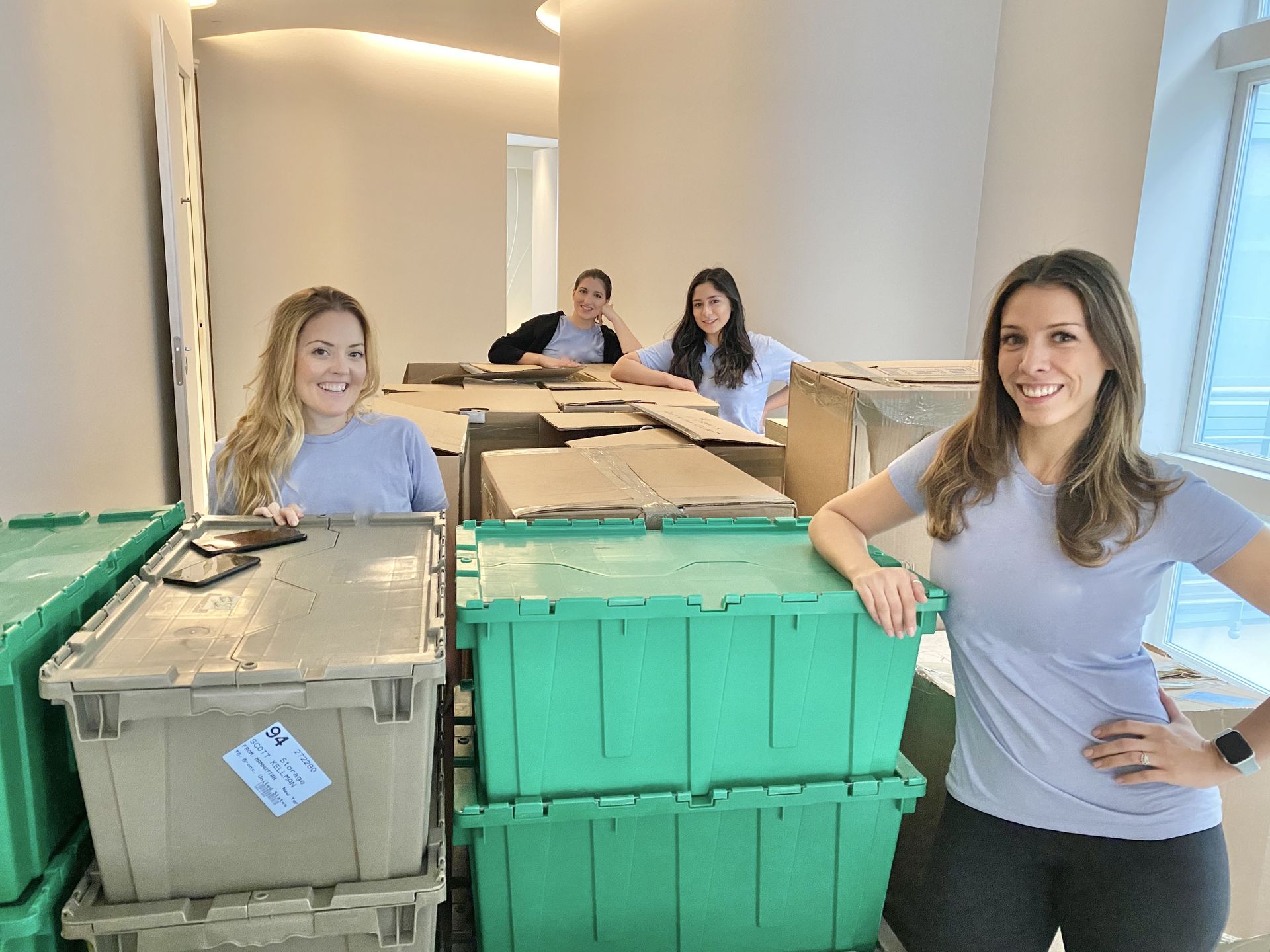 Swoon Spaces team managing a luxury home move